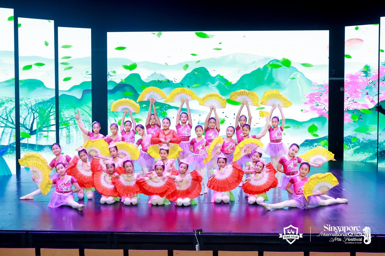 DYME9055-opq3900678671