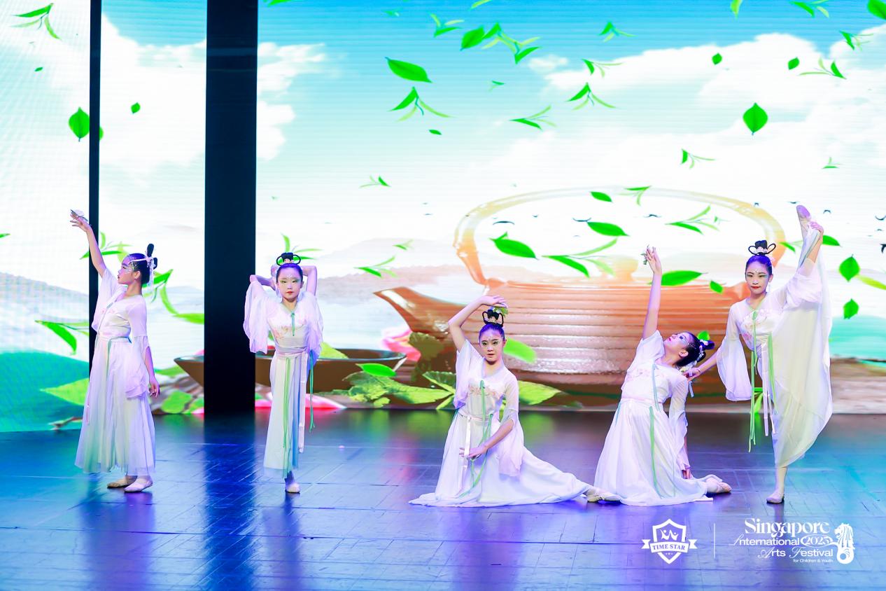 DYME9233-opq3900807481